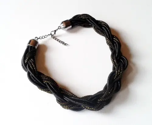 Colar de Cordas Trançado Black/dourado