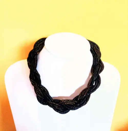 Colar de Cordas Trançado Black/dourado