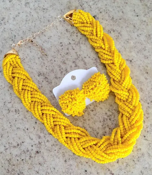 Colar de Miçangas Amarelo/brincos