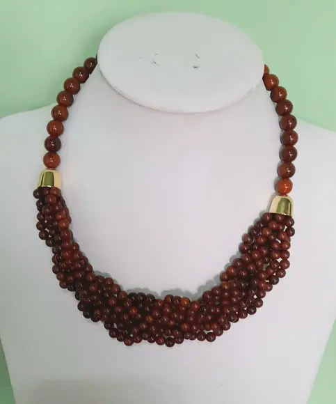 Colar de Miçangas Marrom