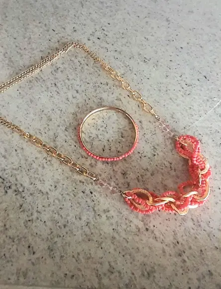 Colar de Miçangas Salmão/pulseira