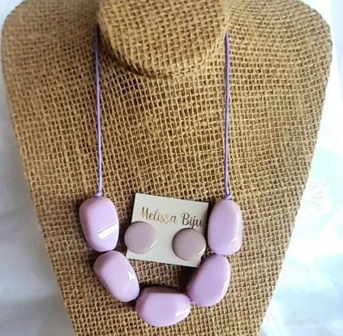 Colar de Resina Lilás/brincos