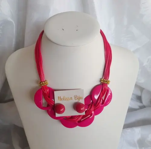Colar de Resina Pink