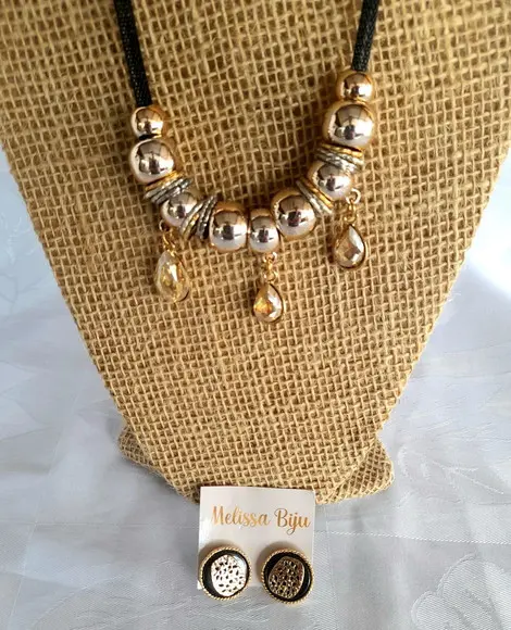 Colar Dourado
