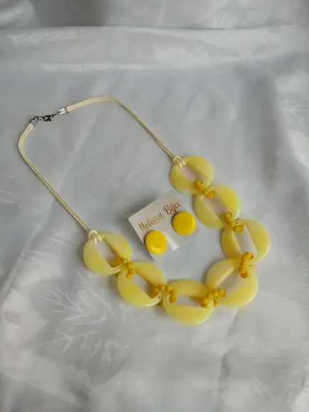 Colar Elos com Cristais Amarelo