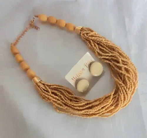 Colar Miçangas Bege- Brincos