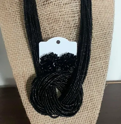 Colar Miçangas Black/brincos