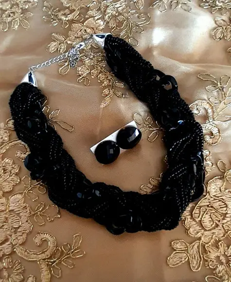 Colar Miçangas Black/brincos