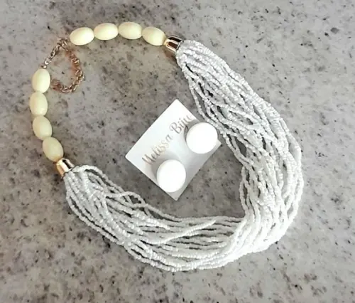 Colar Miçangas Brancas- Brincos