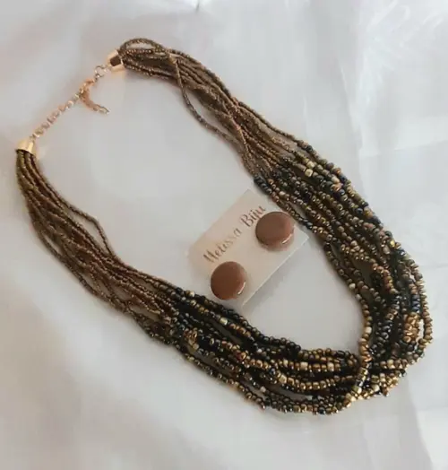 Colar Miçangas Cobre-brincos