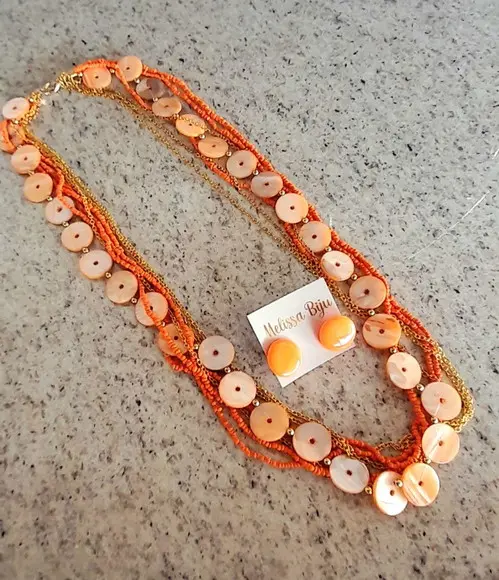 Colar Miçangas Laranja/madrepérolas