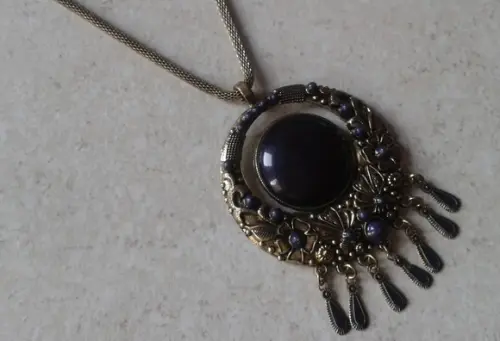 Colar Ouro-velho/azul