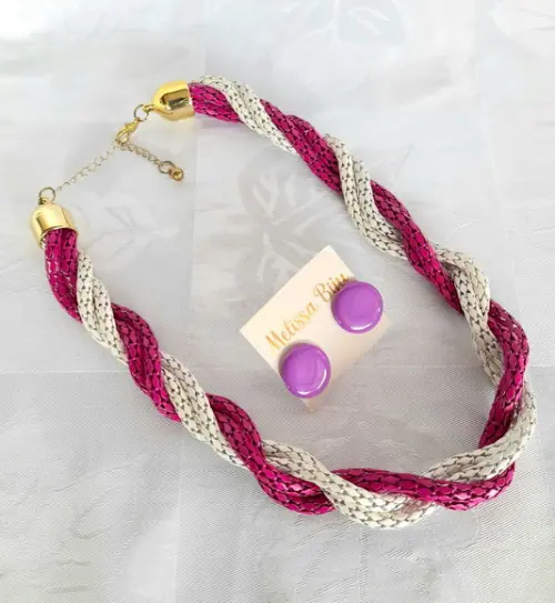Colar torsade Rosa E Branco