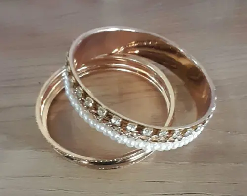 Pulseira Dourada/pérolas