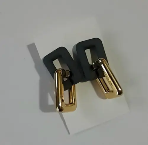 Brinco de Resina Cinza Chumbo/dourado