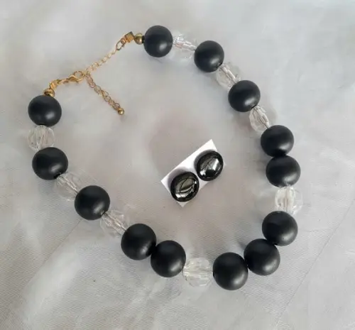 Colar de Bolas Black
