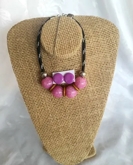 Colar de Corda Rosa
