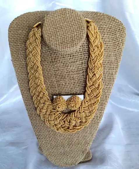 Colar de Miçangas /brincos
