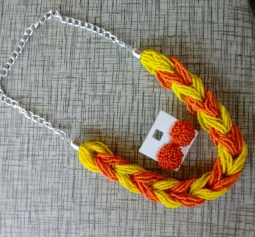 Colar de Miçangas Amarelas/abobora