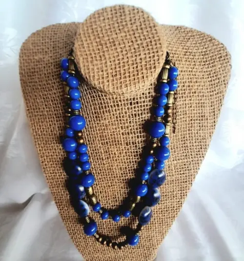 Colar de Resina Azul