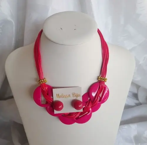 Colar de Resina Pink