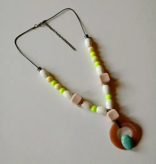 Maxi Colar Pedras