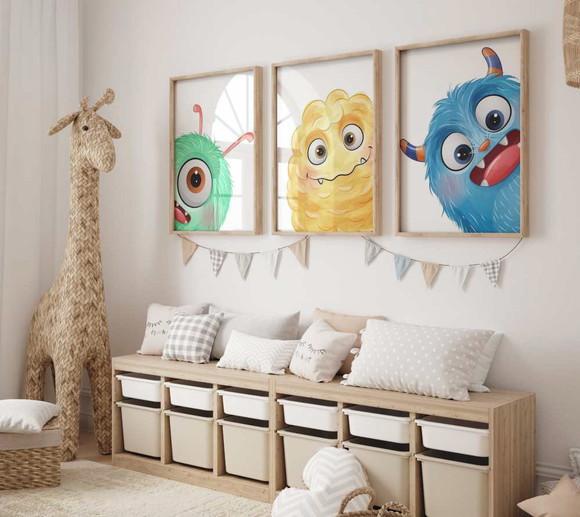 Kit 3 Quadros Decorativo Moldura Monstrinhos Fofinhos A3