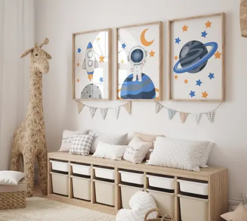 Kit 3 Quadros Decorativo Moldura Astronauta a Infantil 34x44