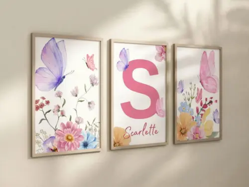 Kit 3 Quadros Moldura Borboleta Berçário Flores a 24x34