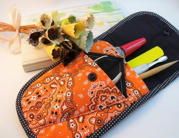 Porta Alicate Bandana Estojo para Kit Manicure em Tecido
