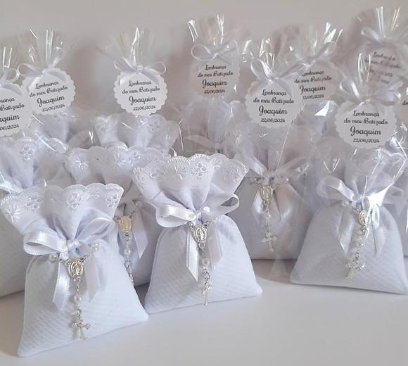 Lembrança Batizado Comunhão Sachê Perfumado com Mini Terço