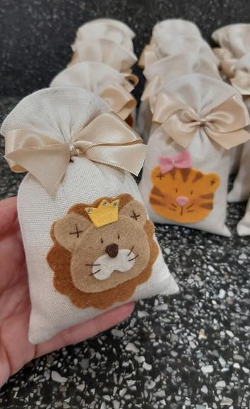 Lembrança Safari Bebê Sachê Perfumado