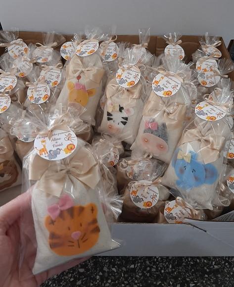 Lembrança Safari Bebê Sachê Perfumado