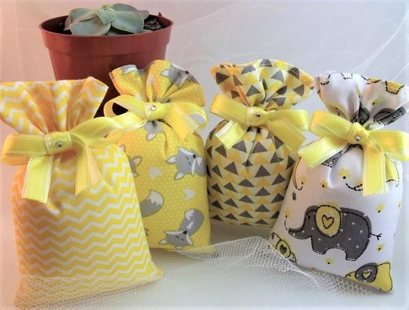 Lembrancinha de Chá de Bebê Maternidade Sachê Perfumado