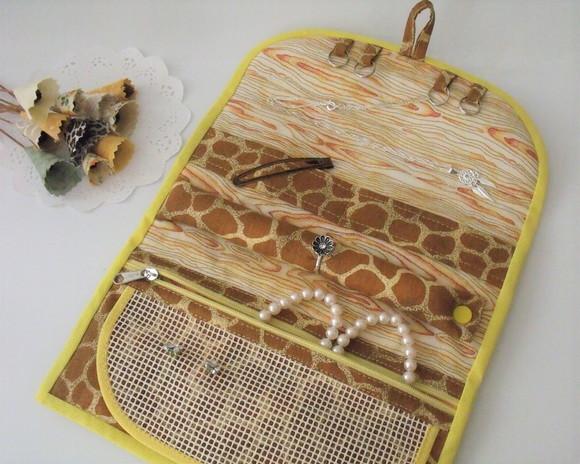 Porta Joia Dobrável e Compacto Ideal para Mala de Viagem