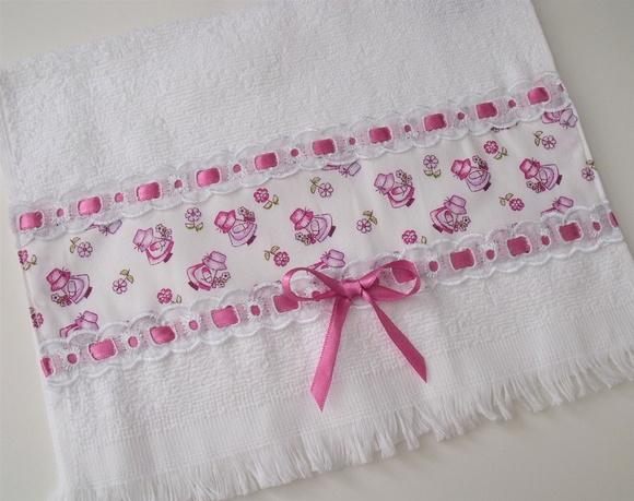 Kit Paninho De Ombro Com Bolsos E Toalhinha De Boca Menina