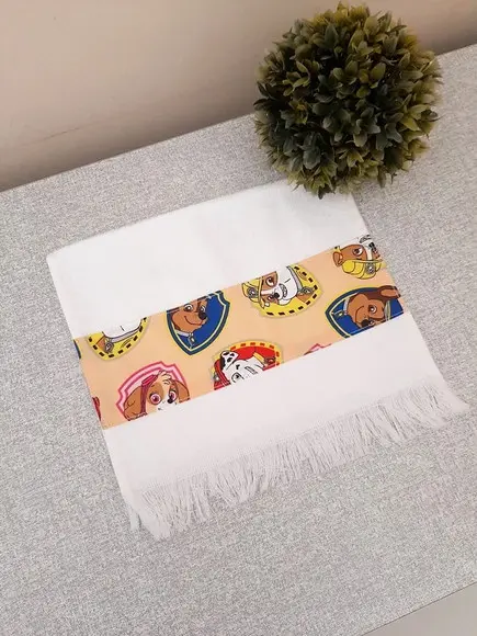 Estojo Porta Higiene Impermeável com Toalhinha Infantil