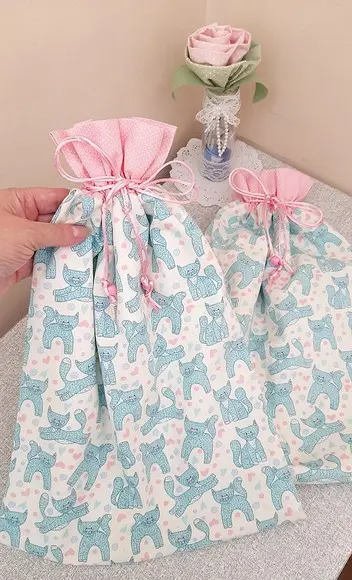 Kit Saquinhos para Roupa Limpa e Suja Menina