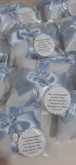 Lembrança Batizado Sachê Almofadinha com Mini Terço