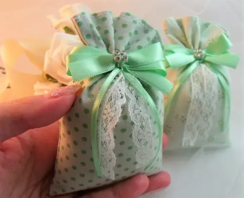 Lembrancinha Aniversário Adulto Sachê Perfumado