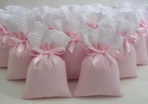 Lembrancinha Menina Sachê Perfumado Poá Rosa