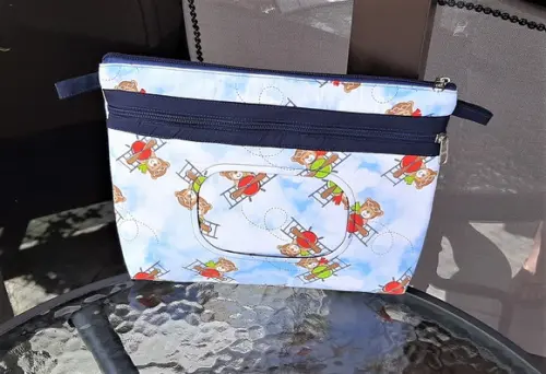 Necessaire do Bebê Porta Fraldas e Lenço Umedecido Ursinho menino