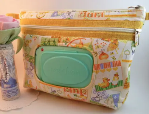 Necessaire do Bebê Porta Fraldas e Porta Lenço Umedecido