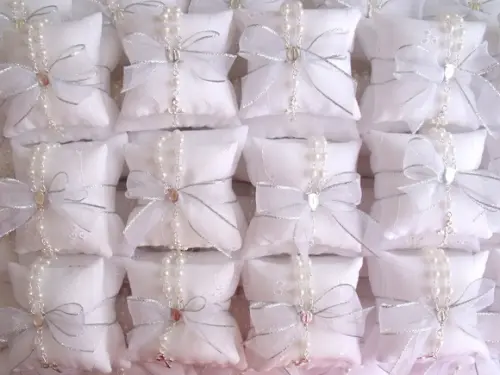 Sachê Perfumado com Terço Lembrancinha Batizado Comunhão