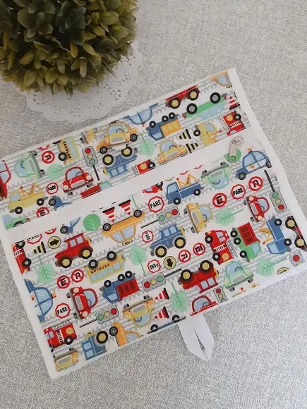 Toalhinha com Bolso Porta Escova de Dente ou Chupeta