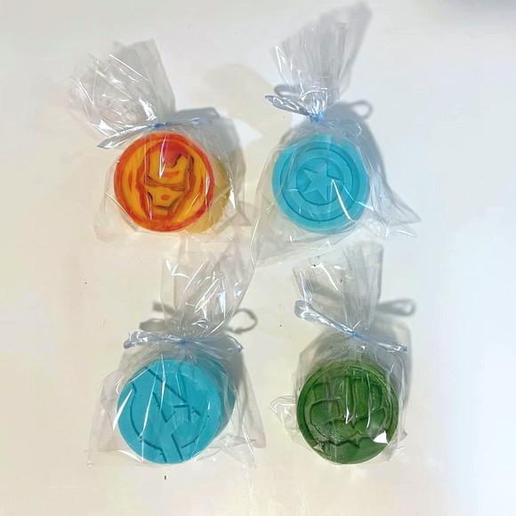 Lembrancinha Avengers os Vingadores Hulk homem de ferro capitão 