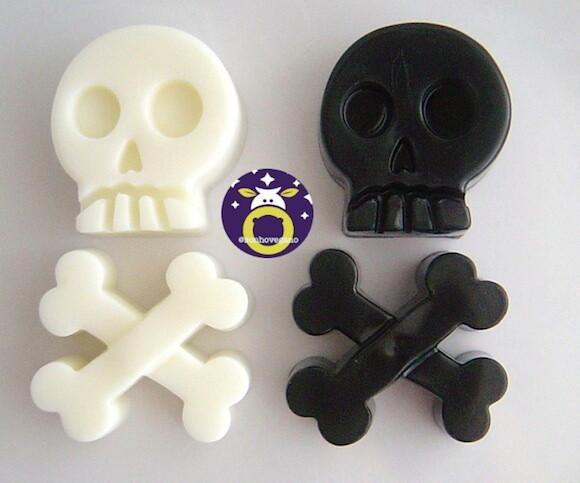 Lembrancinha Caveira Tesouro Terror Pirata Osso Gotico Rock