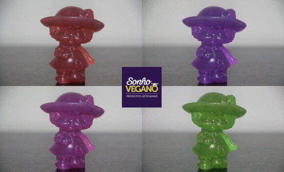 Lembrancinha Moranguinho Boneca de morango Cartoon Retro Anos 80 