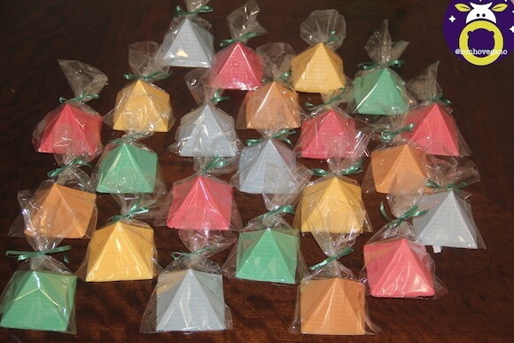 Lembrancinha Piramide Egito I Ching Astrologia Esoterismo cairo m