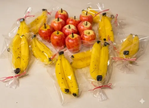 Lembrancinha Banana Maçã Festa no Havai Sabonete de Frutas